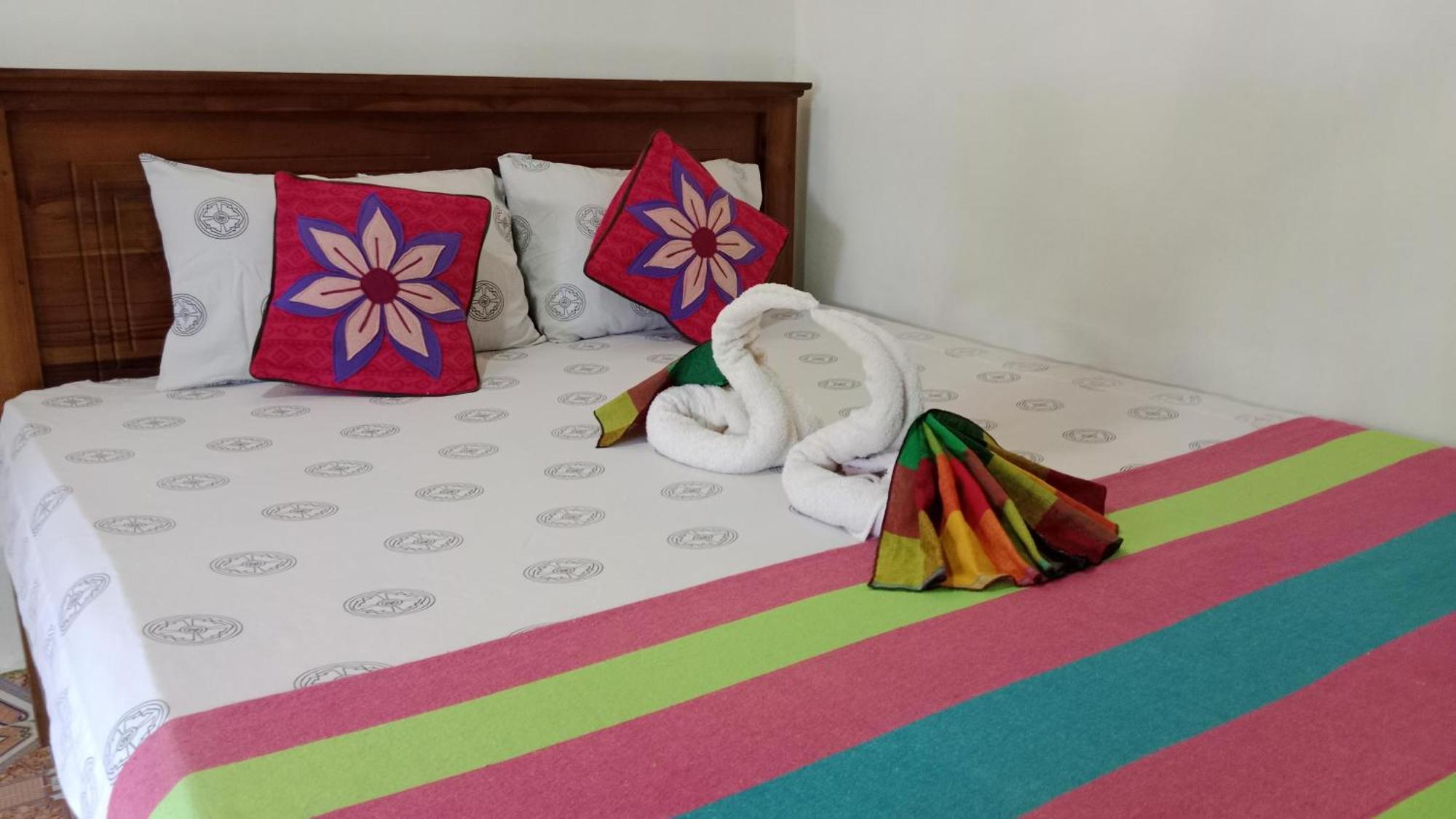 Chanaka Holiday Inn Sigiriya Ngoại thất bức ảnh