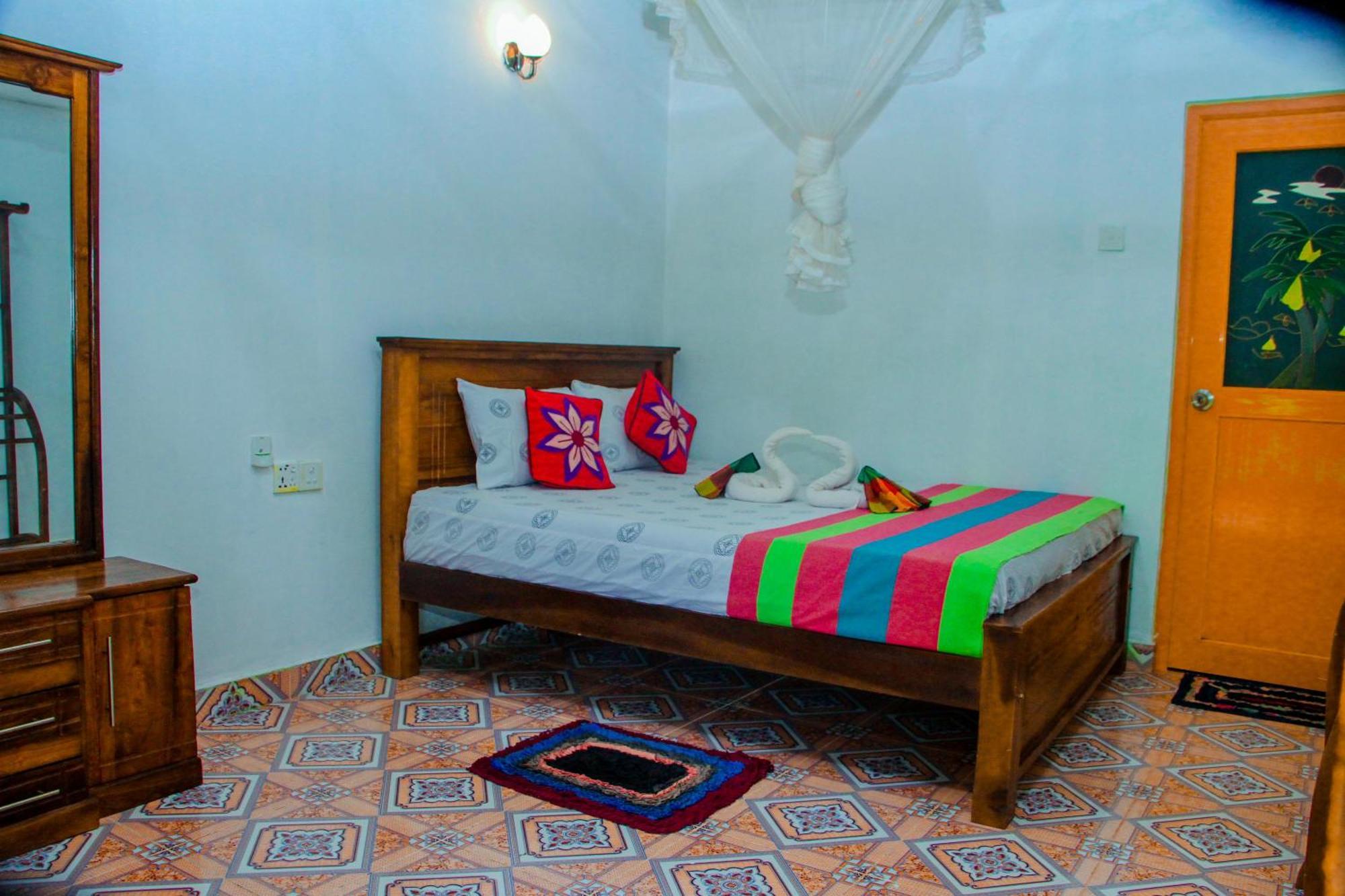 Chanaka Holiday Inn Sigiriya Ngoại thất bức ảnh