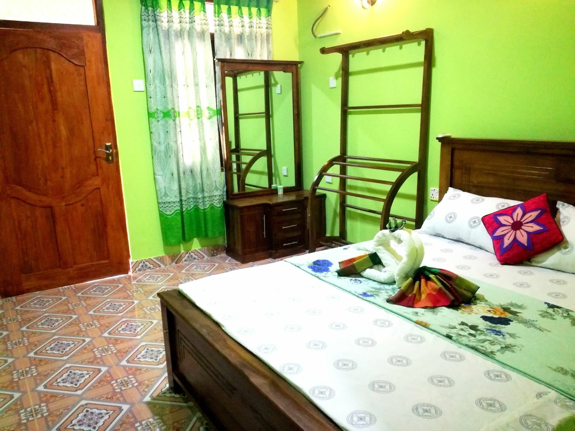 Chanaka Holiday Inn Sigiriya Ngoại thất bức ảnh